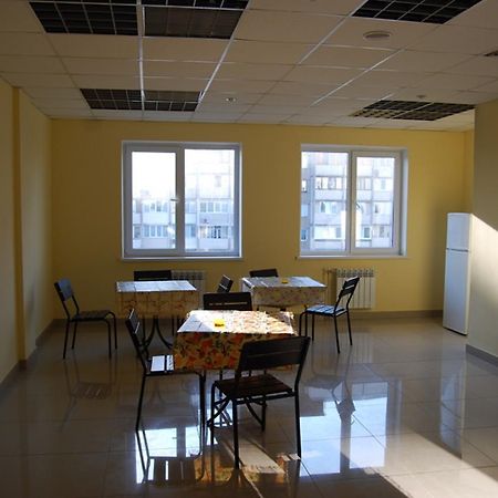 Hostel Raduga Kiev Esterno foto