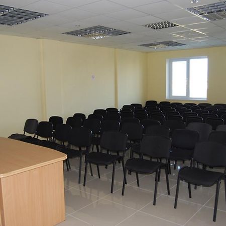Hostel Raduga Kiev Esterno foto