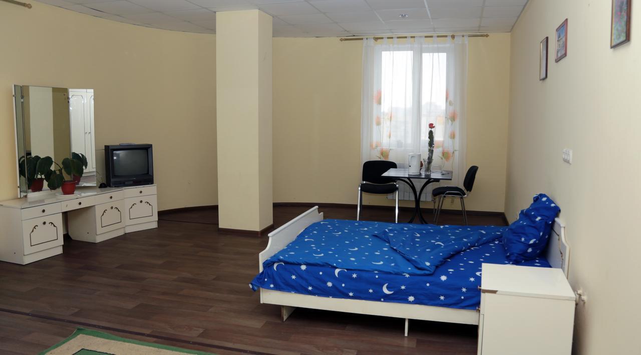Hostel Raduga Kiev Esterno foto